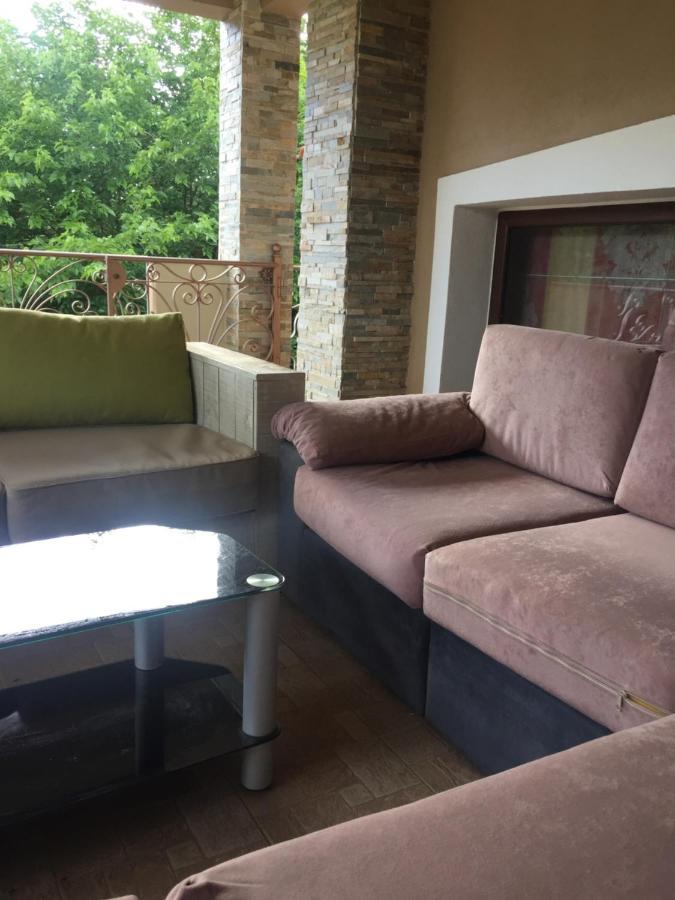 Arxontiko Vetrina Hotel ภายนอก รูปภาพ
