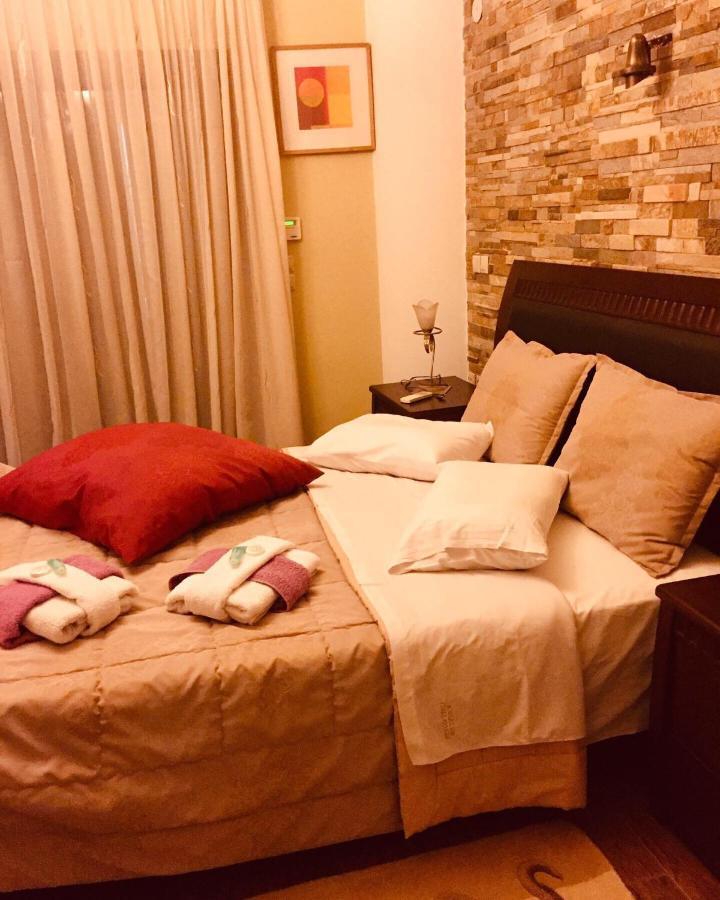 Arxontiko Vetrina Hotel ภายนอก รูปภาพ